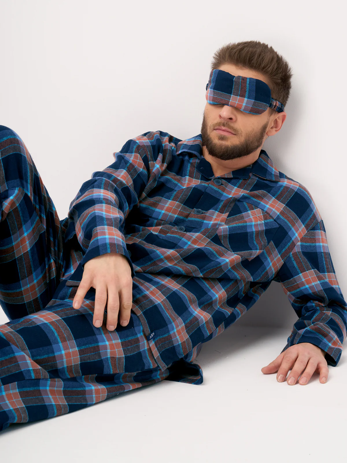 ELEGANCKA FLANELOWA PIŻAMA MĘSKA - Image 4