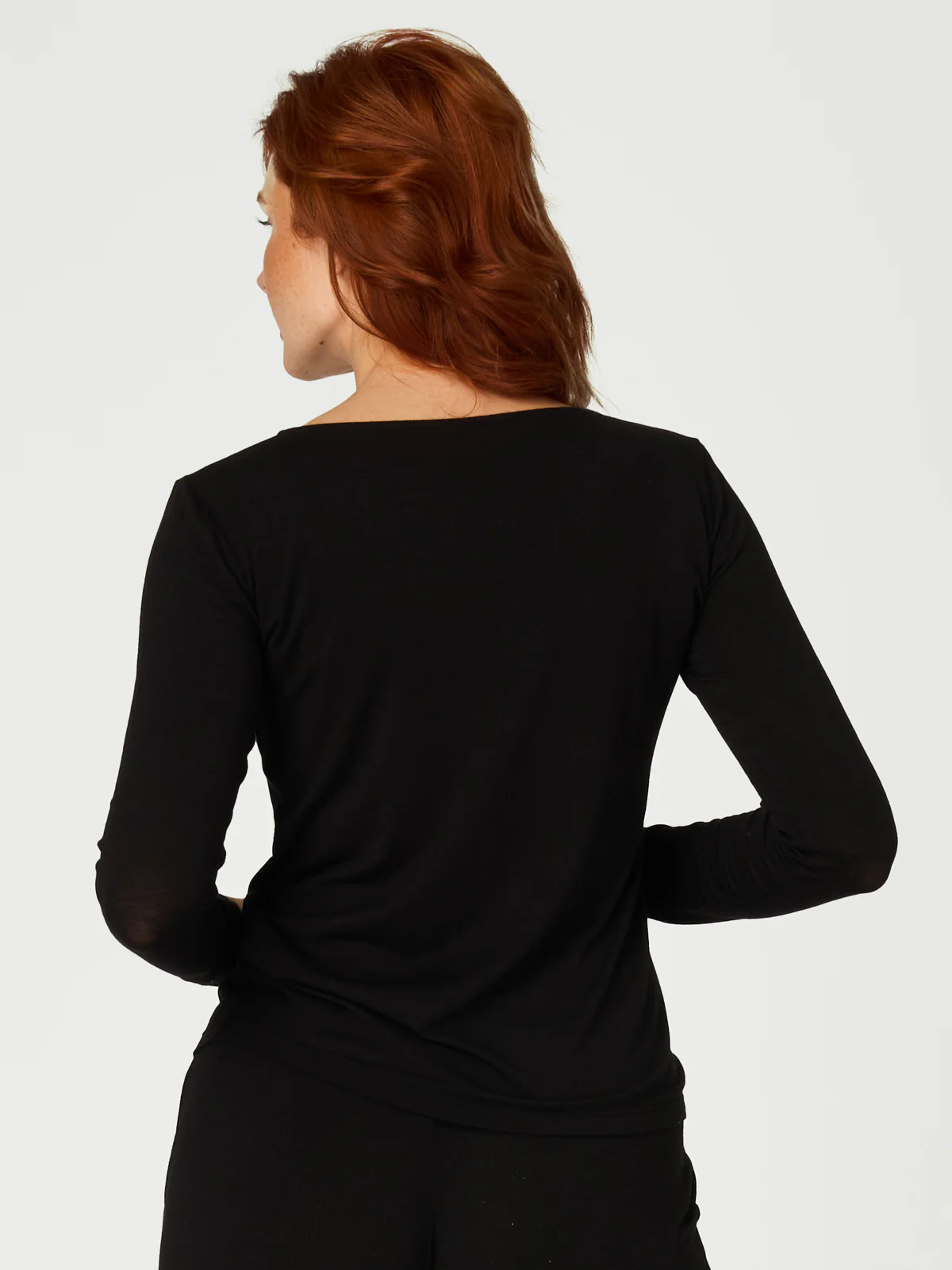 Relaksacyjna bluzka modal & wełna merino - 3 sploty - czarna - Image 3
